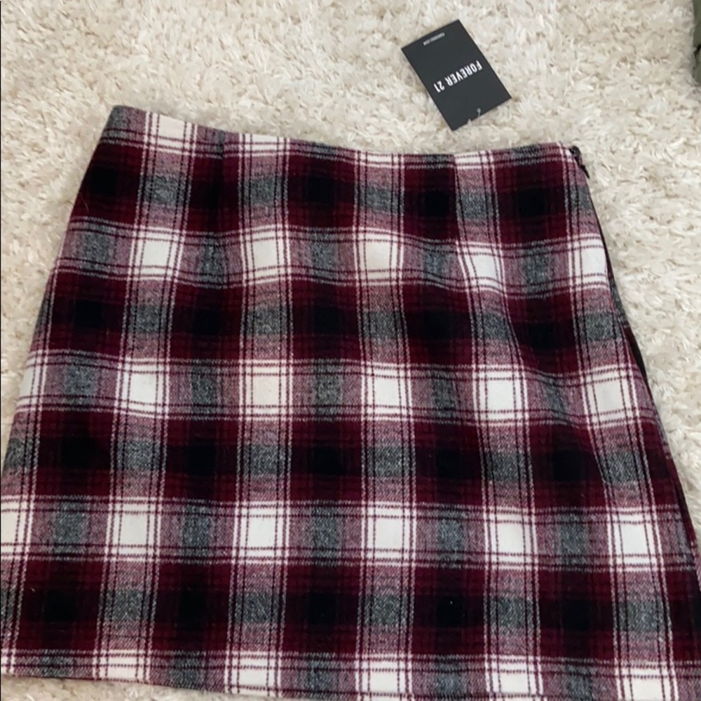 Forever21 plaid mini skirt burgundy/white